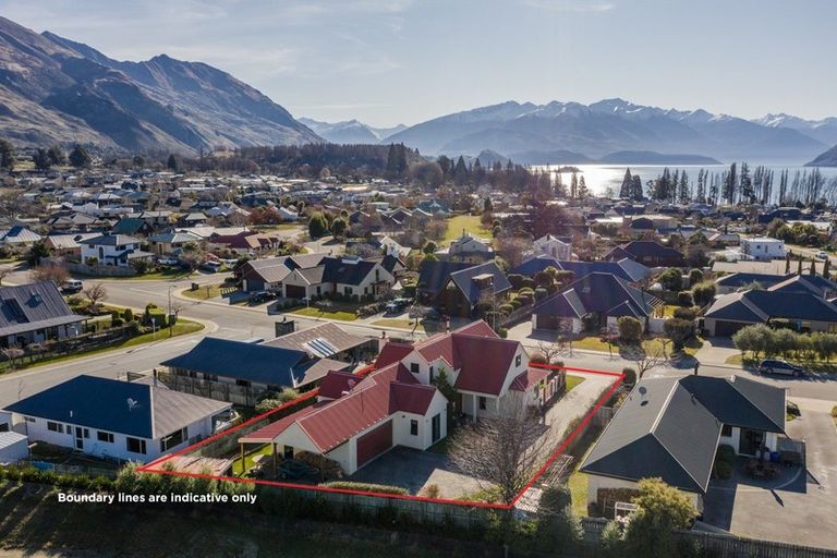 Photo of property in 51 Meadowstone Drive, Wanaka, 9305