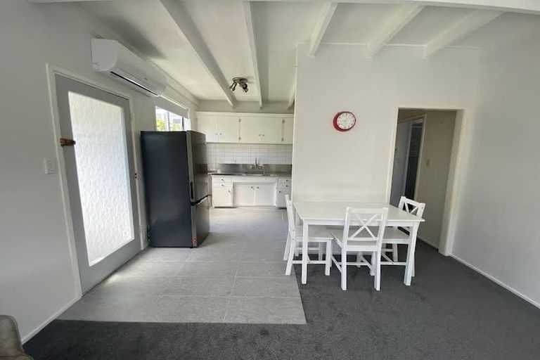 Photo of property in 9 Bond Crescent, Forrest Hill, Auckland, 0620