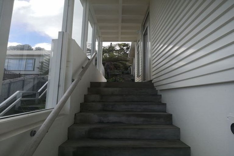 Photo of property in 48 Mitchell Street, Brooklyn, Wellington, 6021