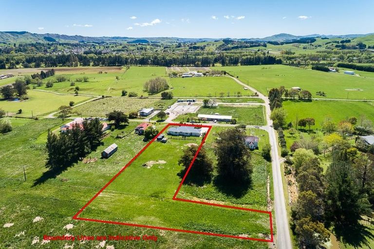 Photo of property in 7 Marae Street, Waipawa, 4275