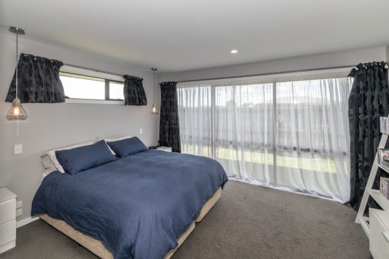 Photo of property in 186 Johns Road, Rangiora, 7400