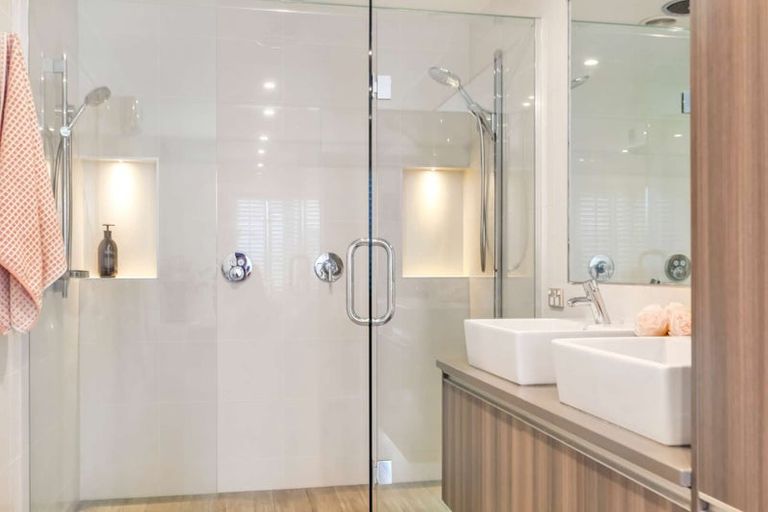 Photo of property in 27 Foresters Crescent, Parklands, Christchurch, 8083