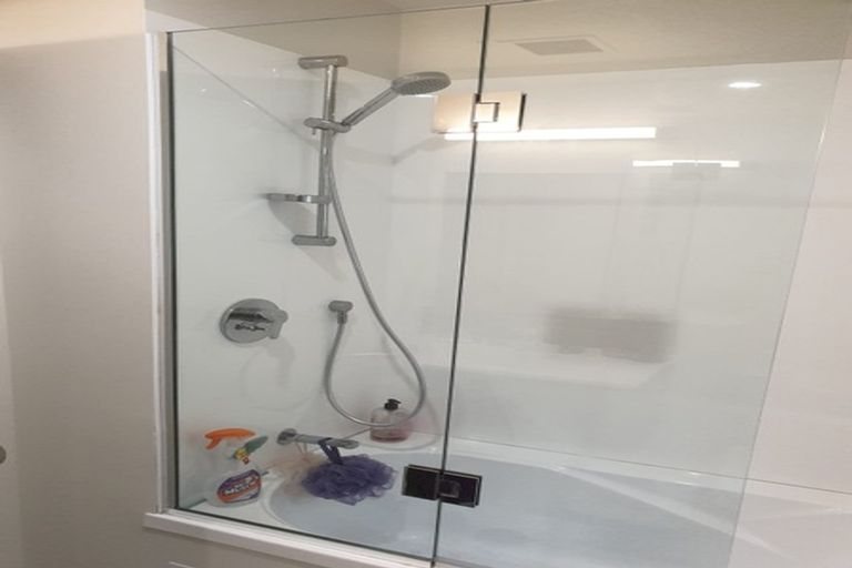 Photo of property in Fountain Court, 48u9 Oriental Parade, Oriental Bay, Wellington, 6011