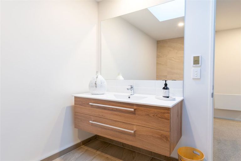 Photo of property in 6/9 Edgeware Road, St Albans, Christchurch, 8014