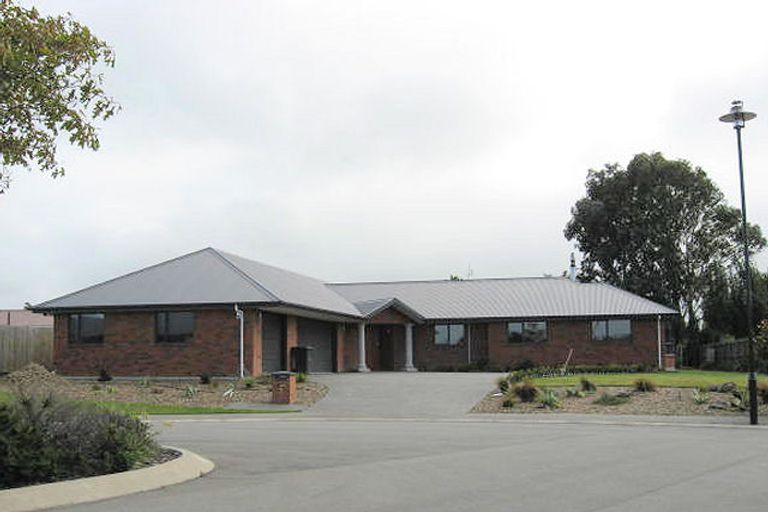 Photo of property in 7 Birchlea Court, Prebbleton, 7604