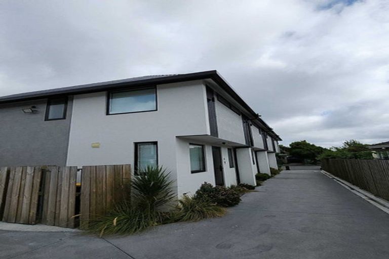 Photo of property in 3/61 Peverel Street, Riccarton, Christchurch, 8041