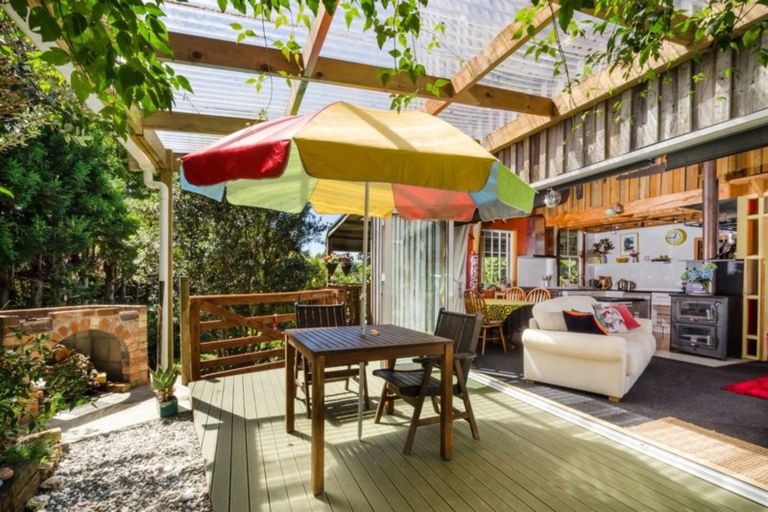 Photo of property in 386 Taylor Road, Helensville, Waimauku, 0882