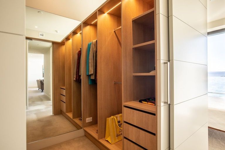 Photo of property in Clyde Quay Wharf, 2a/6 Clyde Quay Wharf, Te Aro, Wellington, 6011