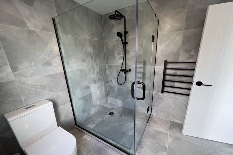 Photo of property in 38a Mcwhirters Farm Lane, Massey, Auckland, 0614