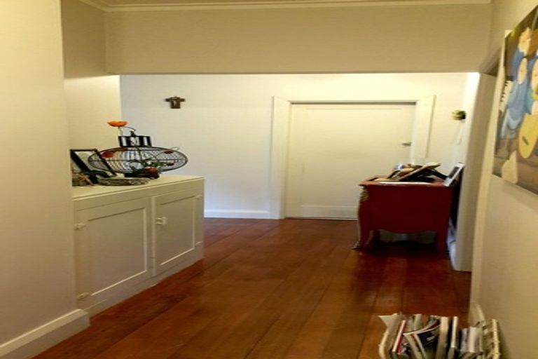 Photo of property in 35 Memorial Avenue, Ilam, Christchurch, 8053