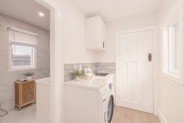 Photo of property in 44 Celia Street, Redcliffs, Christchurch, 8081