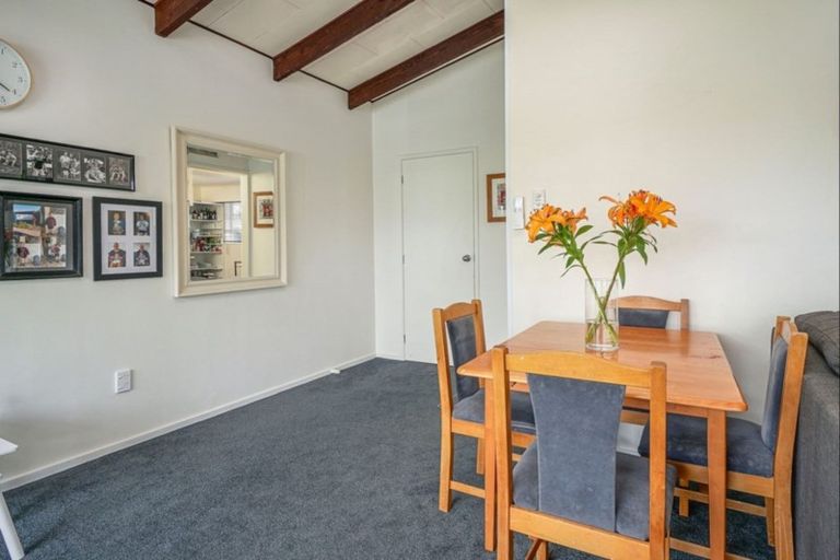 Photo of property in 52 Fergusson Street, Stoke, Nelson, 7011