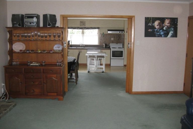 Photo of property in 5 James Street, Dannevirke, 4930
