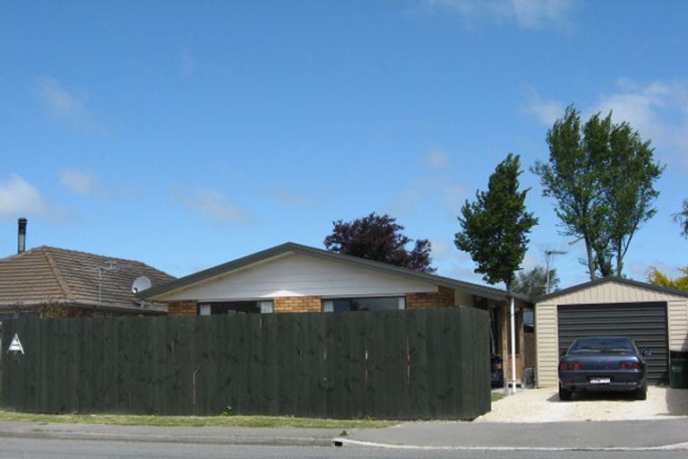 Photo of property in 19 Torlesse Street, Rangiora, 7400