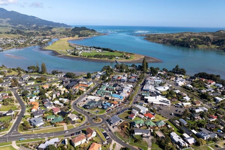 Photo of property in 9b Earles Place, Raglan, 3297