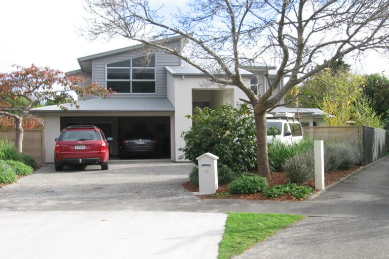 Photo of property in 19 Hurunui Street, Waikanae, 5036