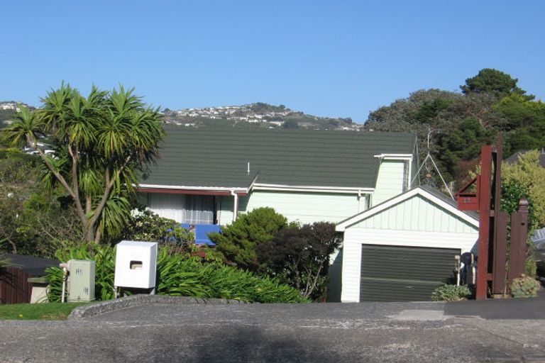 Photo of property in 12 Mallard Grove, Churton Park, Wellington, 6037
