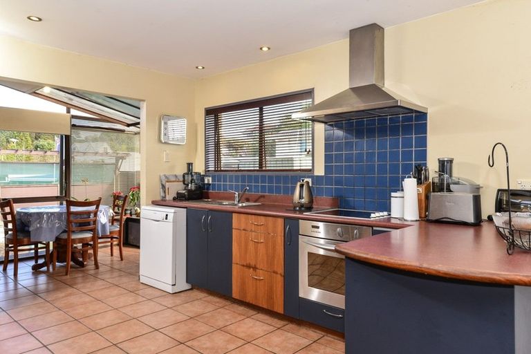 Photo of property in 11 Leonard Place, Dinsdale, Hamilton, 3204