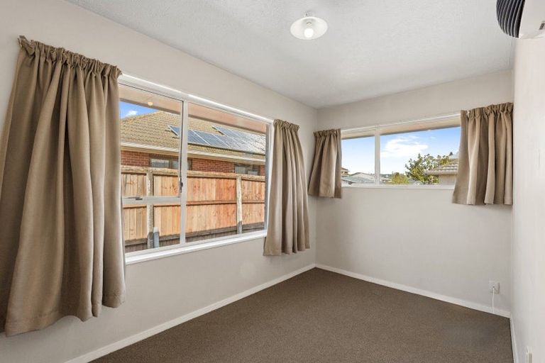 Photo of property in 4/372 Hereford Street, Linwood, Christchurch, 8011