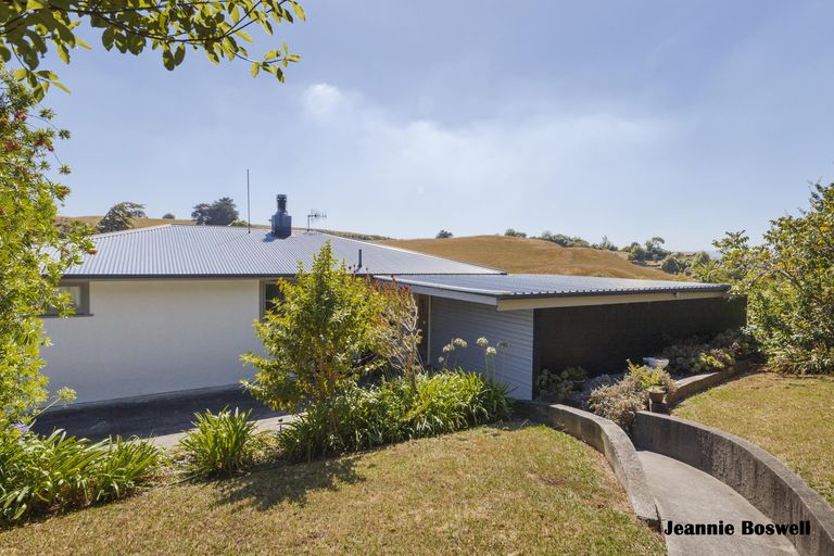 Photo of property in 49 Sandon Road, Feilding, 4702