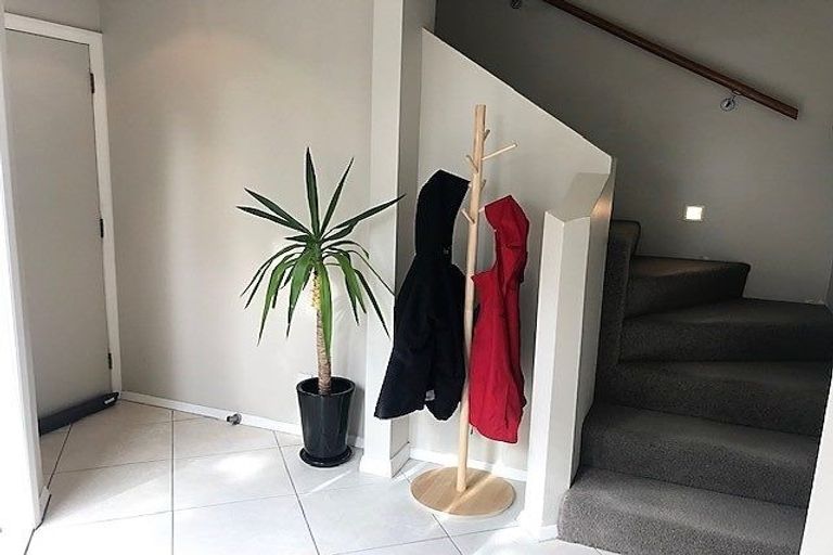 Photo of property in 59a Kauri Street, Miramar, Wellington, 6022