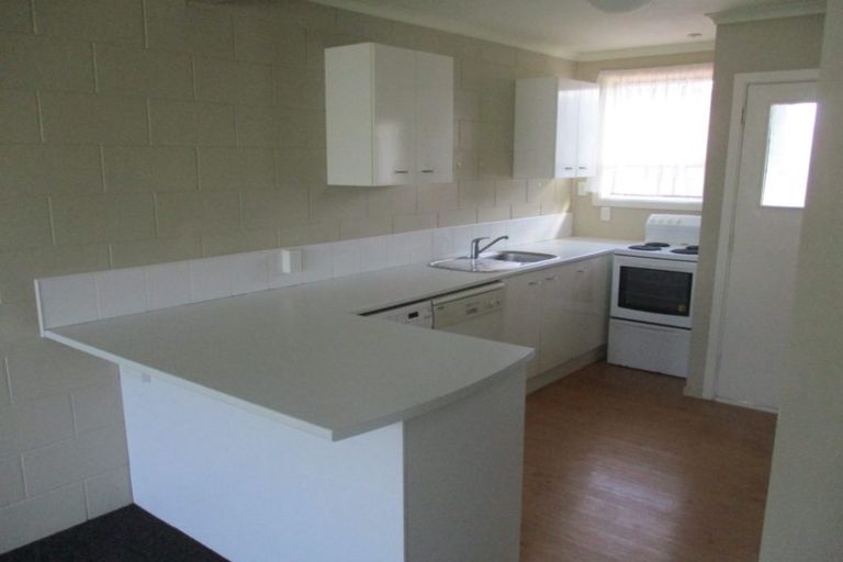 Photo of property in 83 Chelwood Street, Takaro, Palmerston North, 4412