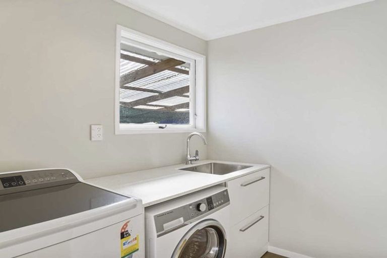 Photo of property in 48 Finnerty Avenue, Howick, Auckland, 2014