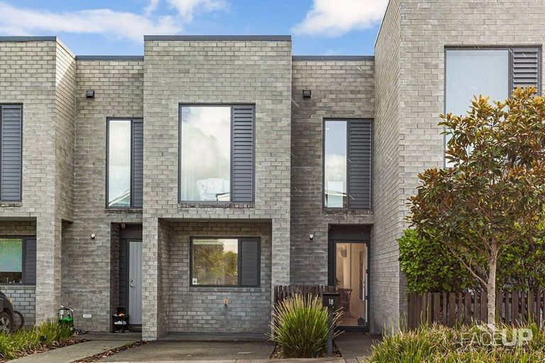 Photo of property in 18 Flounder Road, Hobsonville, Auckland, 0616