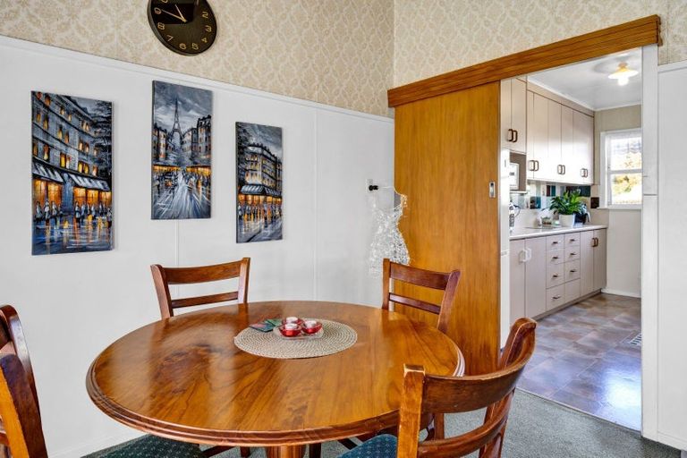 Photo of property in 49 Broadway, Stratford, 4332