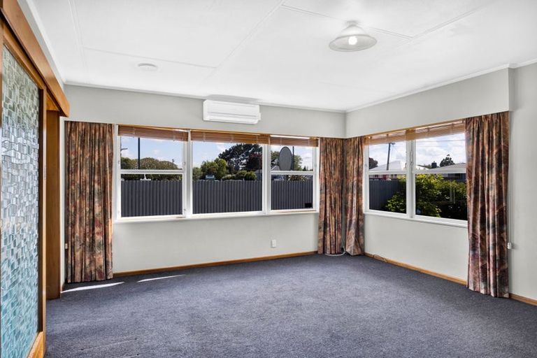 Photo of property in 25 Hunter Street, Hawera, 4610