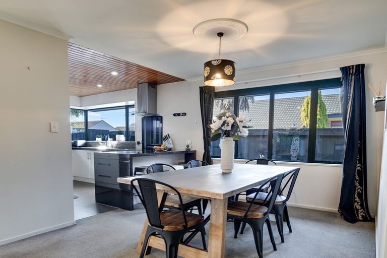 Photo of property in 100 Proctor Street, Papanui, Christchurch, 8053