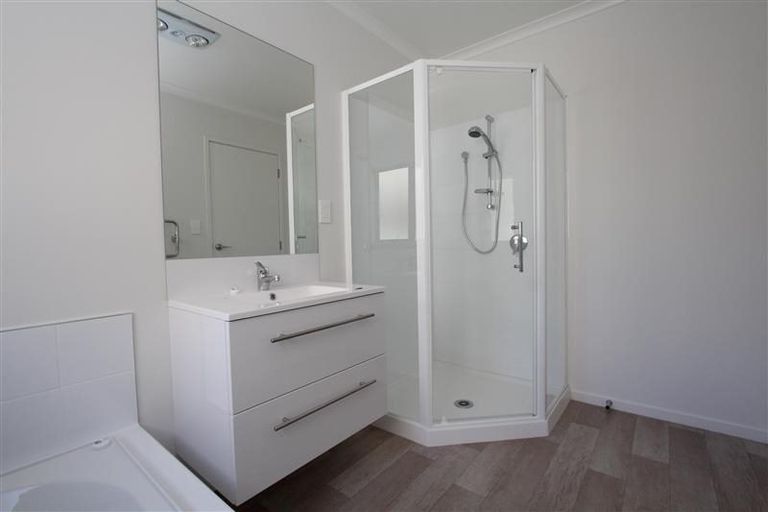 Photo of property in 2 Macfarlane Street, Hamilton East, Hamilton, 3216