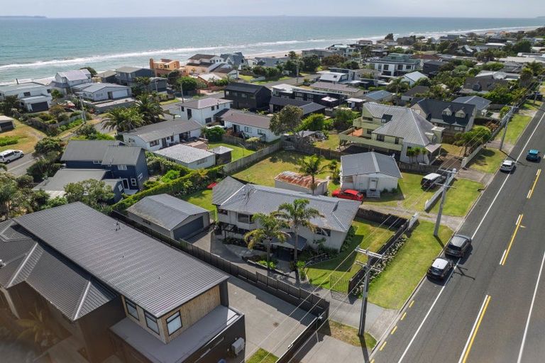 Photo of property in 1097 Papamoa Beach Road, Papamoa Beach, Papamoa, 3118