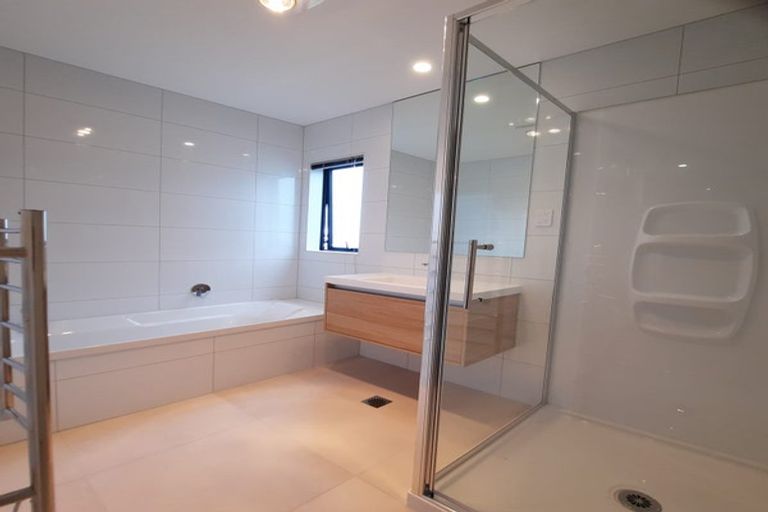 Photo of property in 82 Katikati Drive, Manurewa, Auckland, 2102