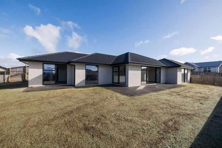 Photo of property in 2/84 Gateway Drive, Te Awamutu, 3800