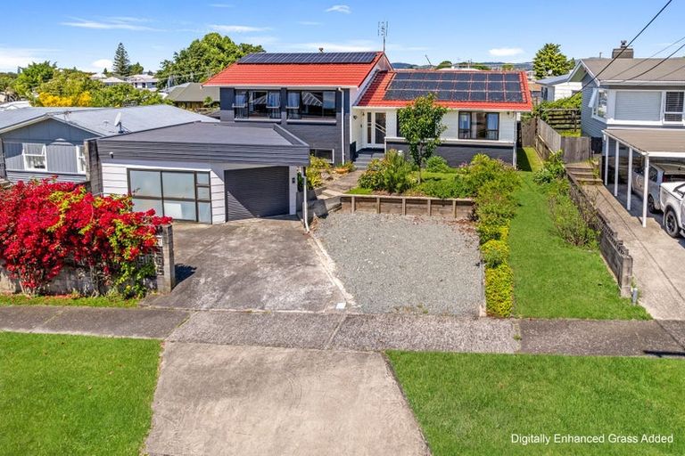Photo of property in 19 Manson Street, Gate Pa, Tauranga, 3112