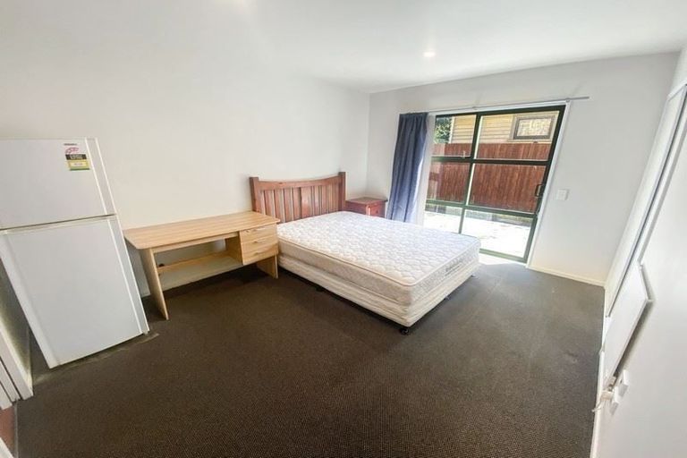 Photo of property in 100a Rattray Street, Riccarton, Christchurch, 8041