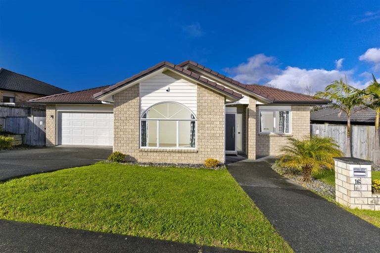 Photo of property in 16 Jezero Drive, Massey, Auckland, 0614