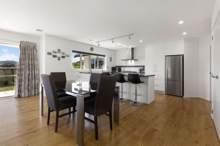 Photo of property in 9 Leadline Place, Whitby, Porirua, 5024