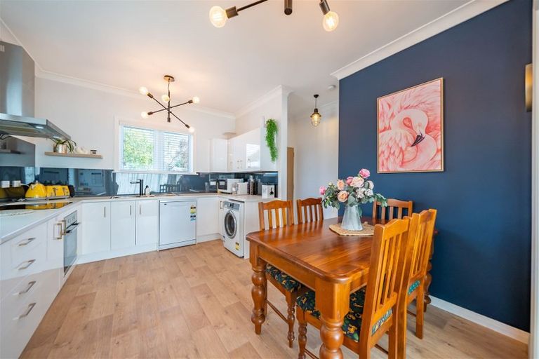 Photo of property in 16 Liverpool Street, Trentham, Upper Hutt, 5018