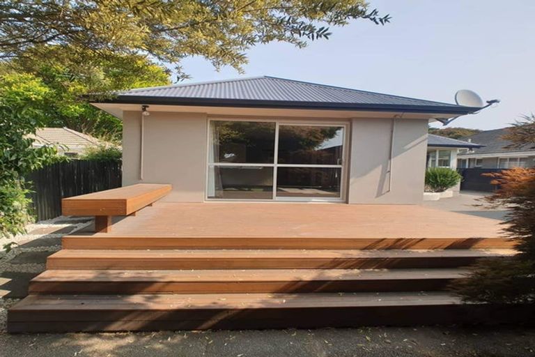 Photo of property in 37 Acacia Avenue, Upper Riccarton, Christchurch, 8041