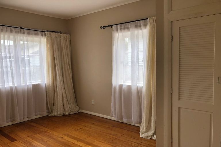 Photo of property in 13 Riverside Drive, Waiwhetu, Lower Hutt, 5010