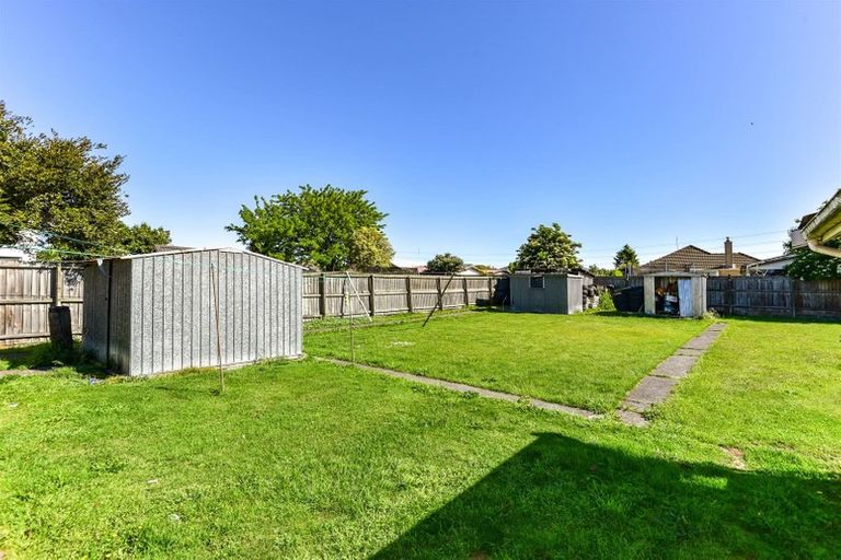 Photo of property in 18 Seymour Street, Hornby, Christchurch, 8042