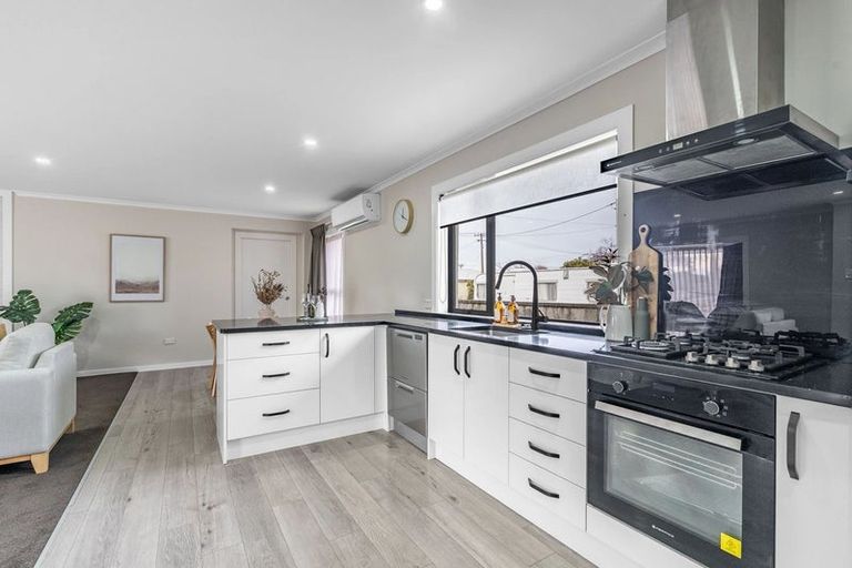 Photo of property in 12 Paterson Street, Grasmere, Invercargill, 9810