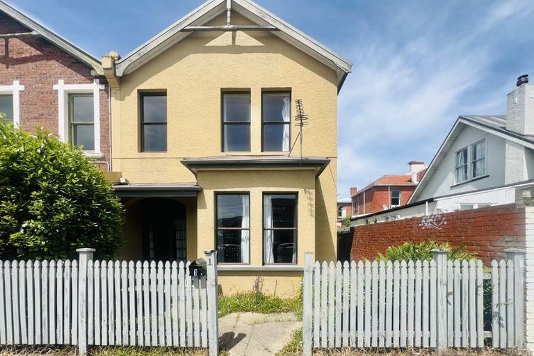 Photo of property in 1 Howe Street, North Dunedin, Dunedin, 9016