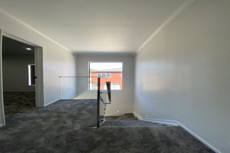 Photo of property in 14a Goldnib Place, Randwick Park, Auckland, 2105