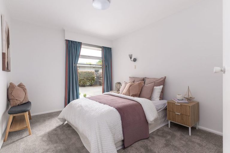 Photo of property in 17 Tudor Avenue, Ilam, Christchurch, 8041