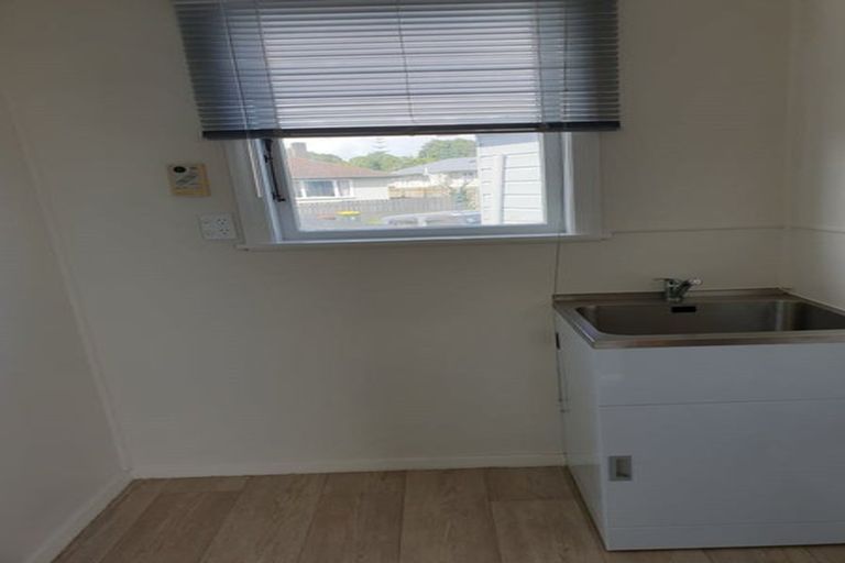 Photo of property in 2 Mariner Street, Mangere, Auckland, 2022