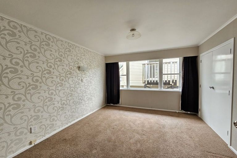 Photo of property in 12 Manly Street, Paraparaumu Beach, Paraparaumu, 5032