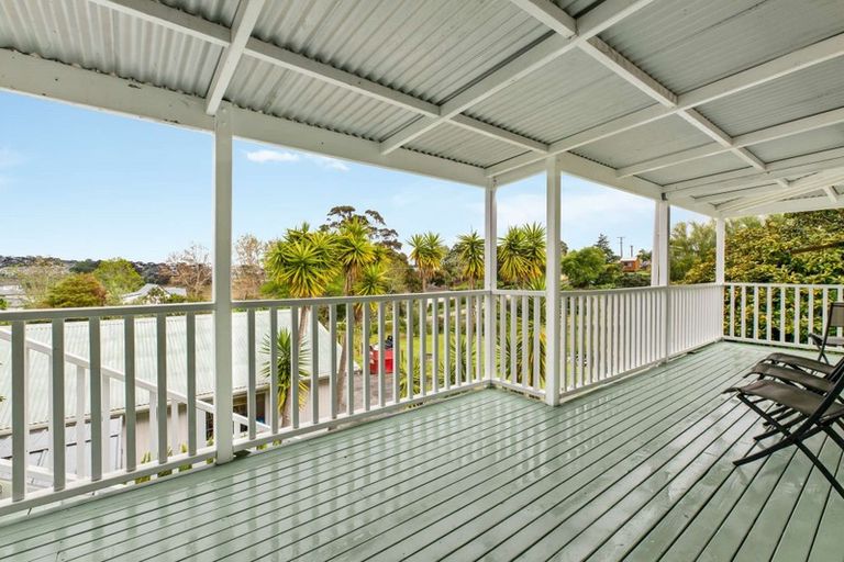 Photo of property in 2/14d Moffat Road, Red Beach, 0932